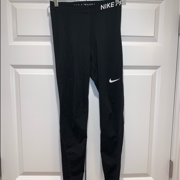 Nike Pants - Black nike pro leggings!!!